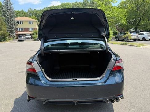 Used 2021 Toyota Camry SE image 5