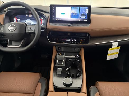 New 2026 Nissan Rogue Platinum AWD/4WD image 19