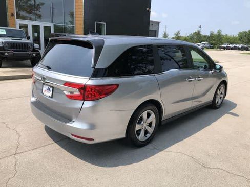 Used 2019 Honda Odyssey EX image 6