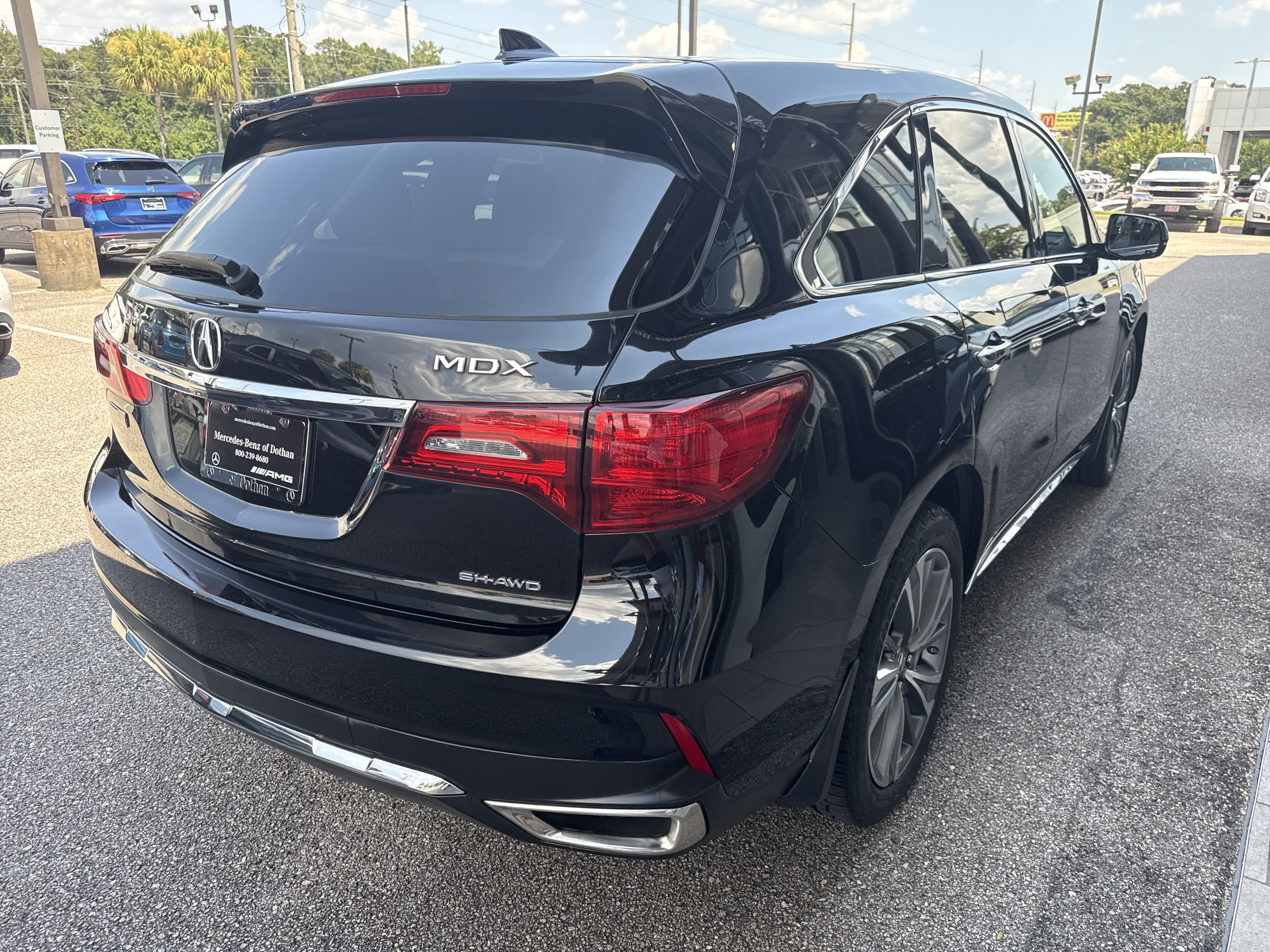 Used 2017 Acura MDX w/ Technology Package AWD/4WD image 6