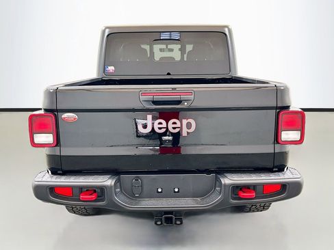 Used 2023 Jeep Gladiator Rubicon w/ Trailer Tow Package AWD/4WD image 5