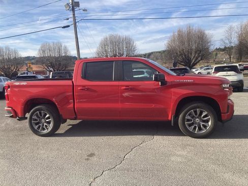 Used 2021 Chevrolet Silverado 1500 RST w/ LPO, Dark Essentials Package image 4