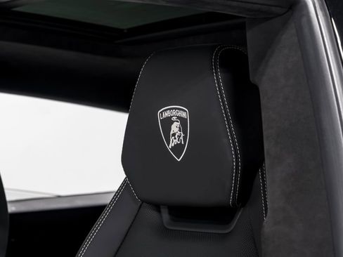 Used 2024 Lamborghini Urus S image 20