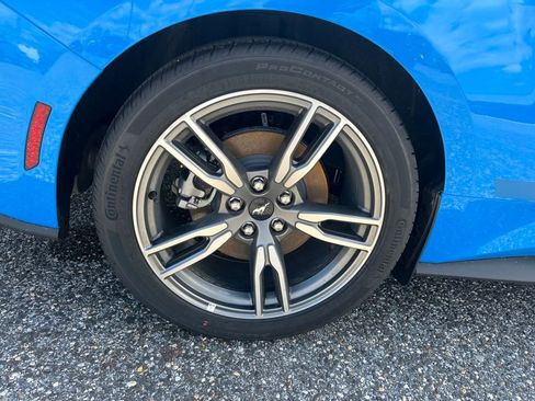 New 2025 Ford Mustang Coupe image 5