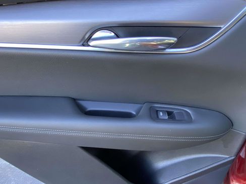 Used 2023 Cadillac XT6 Luxury image 13