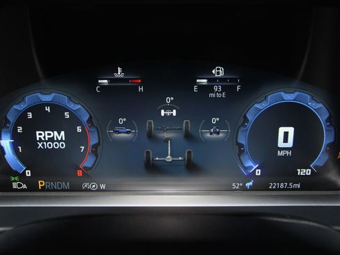 Used 2025 Ford Bronco Outer Banks image 10