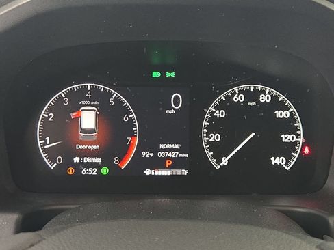 Used 2025 Honda Odyssey Elite image 3