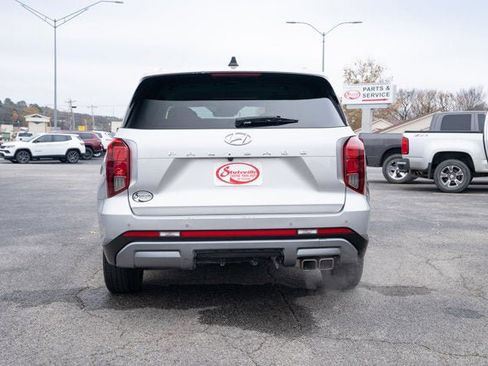 Used 2024 Hyundai Palisade SEL image 4