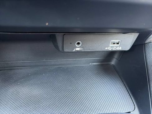 Certified 2025 Subaru Impreza 2.0i AWD/4WD image 29