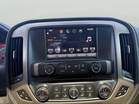 Used 2016 GMC Sierra 1500 Denali w/ Enhanced Driver Alert Package AWD/4WD image 13