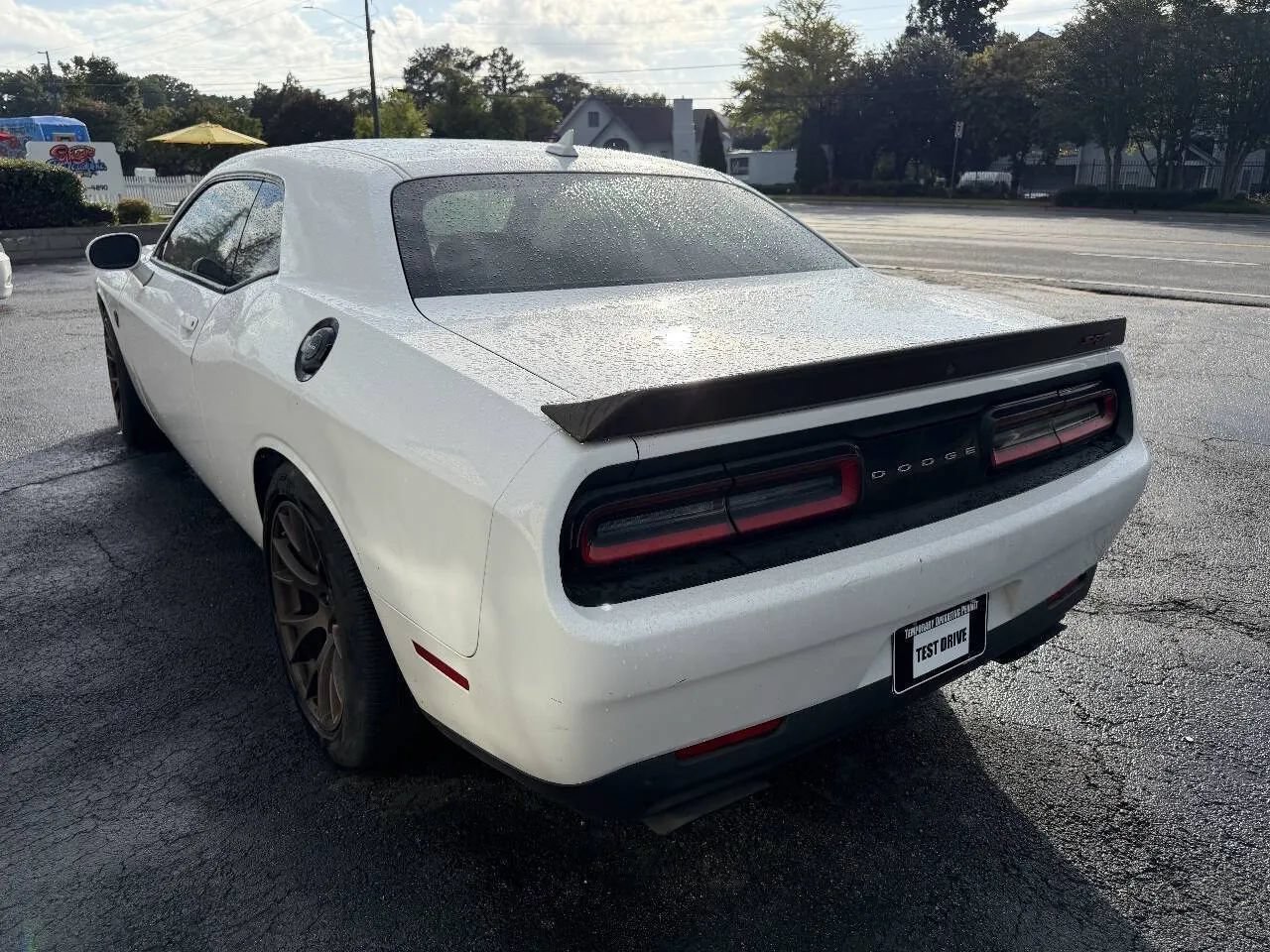 Used 2016 Dodge Challenger SRT Hellcat RWD image 8