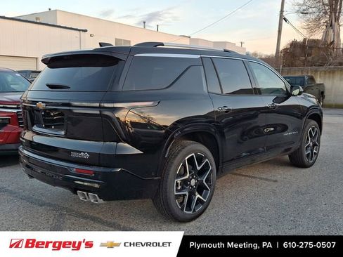 New 2026 Chevrolet Traverse High Country w/ LPO, Floor Liner Package FWD image 3