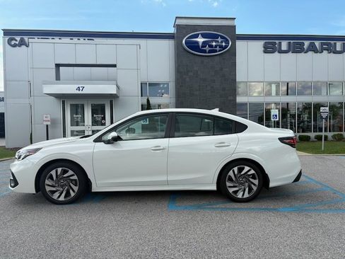 Used 2025 Subaru Legacy Limited AWD/4WD image 3