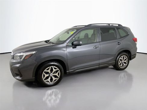 Used 2021 Subaru Forester Premium AWD/4WD image 8