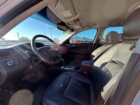 Used 2010 Chevrolet Impala LTZ image 12