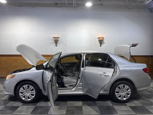 Used 2009 Toyota Corolla XLE FWD image 11