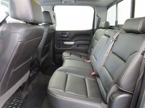 Used 2018 Chevrolet Silverado 1500 LTZ Z71 w/ Midnight Edition AWD/4WD image 29