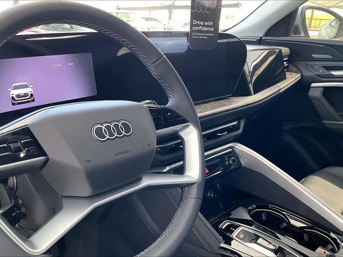 New 2026 Audi Q5 Premium Plus image 8