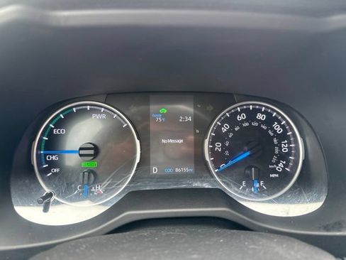 Used 2021 Toyota RAV4 LE AWD/4WD image 19
