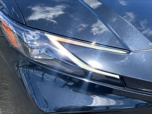 Certified 2025 Toyota Camry XLE FWD image 27