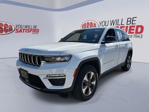 Used 2024 Jeep Grand Cherokee Limited 4xe image 7