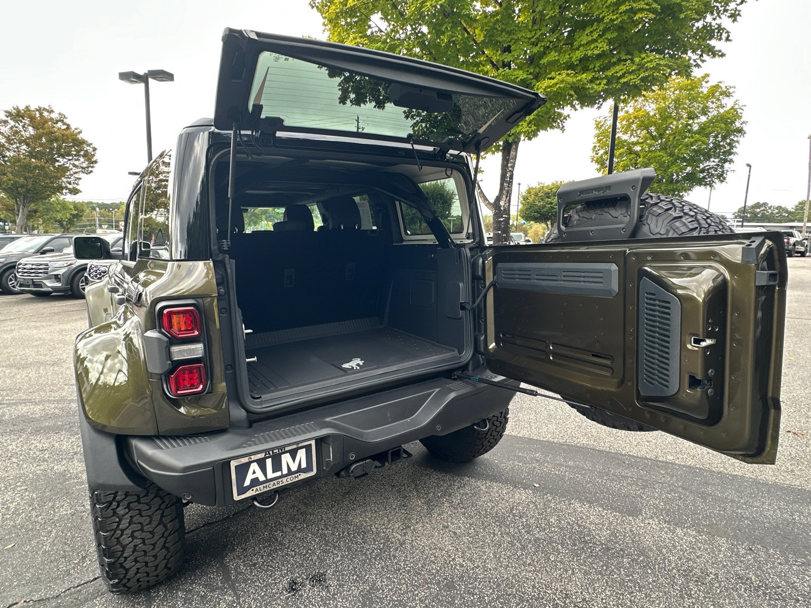 New 2026 Ford Bronco Raptor AWD/4WD image 19