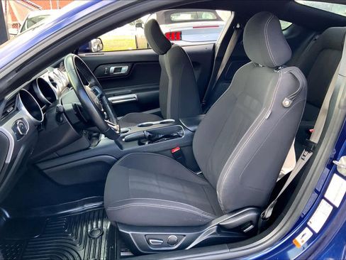 Used 2019 Ford Mustang GT image 6