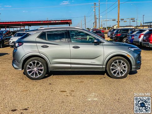 Used 2024 Buick Encore GX Avenir w/ Avenir Technology Package AWD/4WD image 9