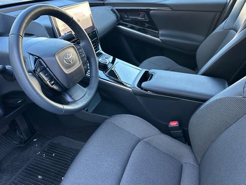 Used 2024 Toyota bZ4X XLE w/ Weather Package image 12