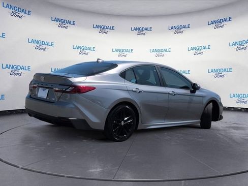 Used 2026 Toyota Camry SE FWD image 4