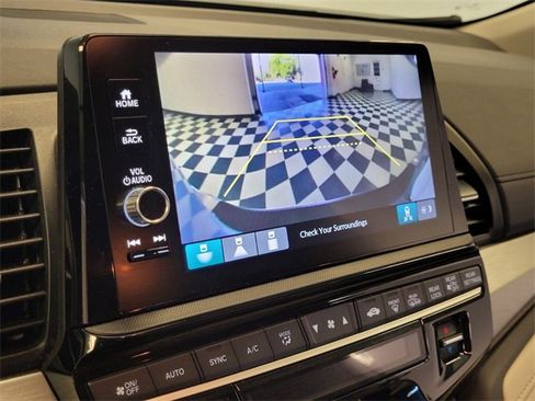 Used 2025 Honda Odyssey EX-L image 22