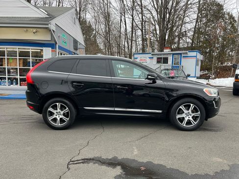 Used 2014 Volvo XC60 T6 image 6