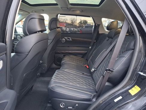 Used 2023 Genesis GV80 3.5T w/ Prestige Package image 11