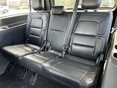 Used 2023 Lincoln Navigator L Reserve image 25