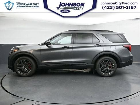 New 2026 Ford Explorer ST image 7