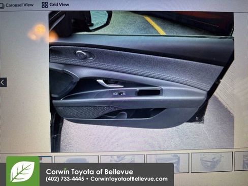 Used 2025 Hyundai Elantra Limited image 2