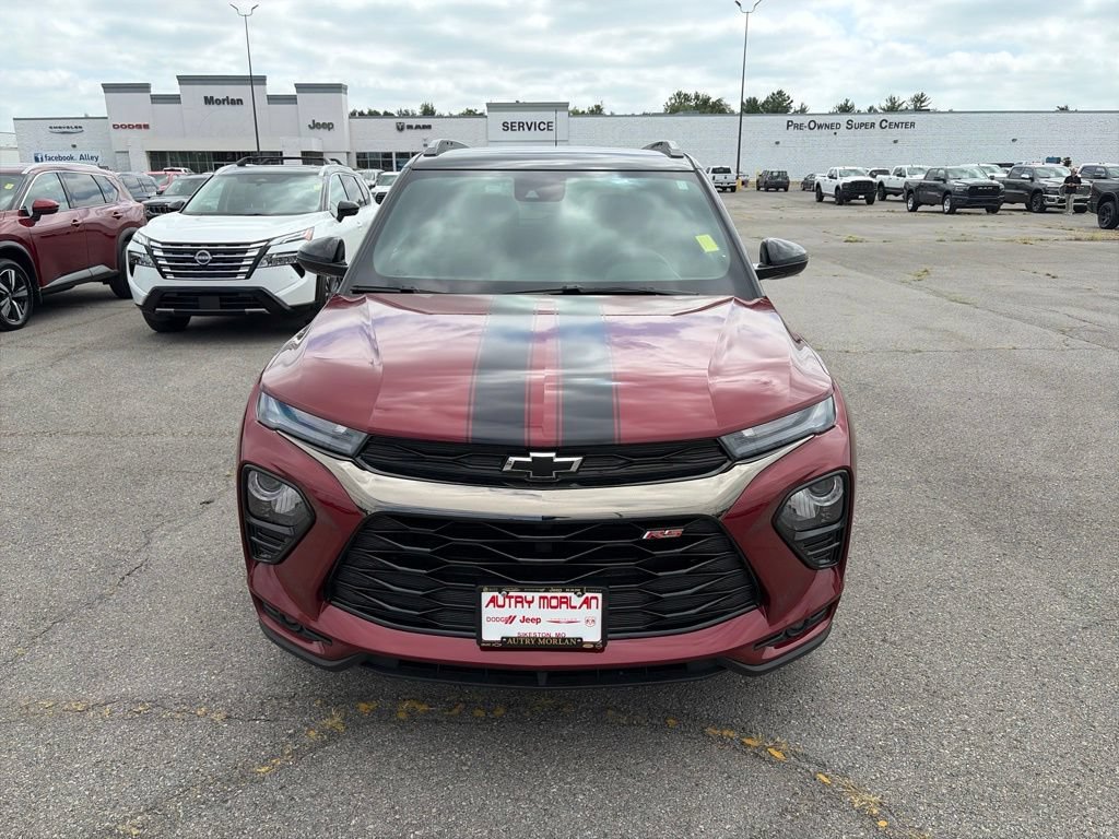 Used 2023 Chevrolet TrailBlazer RS w/ Technology Package AWD/4WD image 9