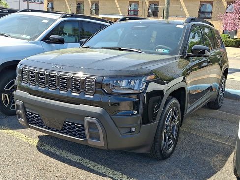 New 2026 Jeep Cherokee Laredo AWD/4WD image 3