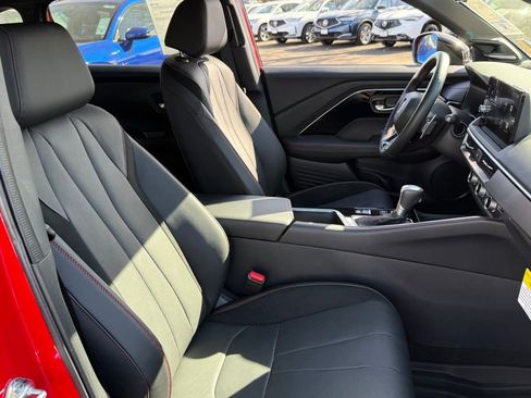 Certified 2025 Acura ADX A-Spec image 19