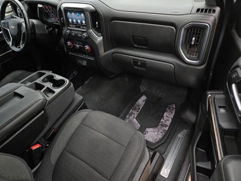 Used 2020 Chevrolet Silverado 1500 LT w/ Texas Edition image 8