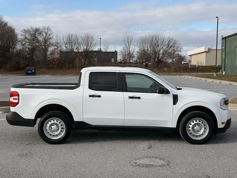 Used 2024 Ford Maverick XL image 9