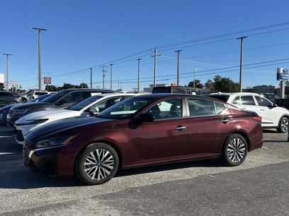 Used 2024 Nissan Altima 2.5 SV