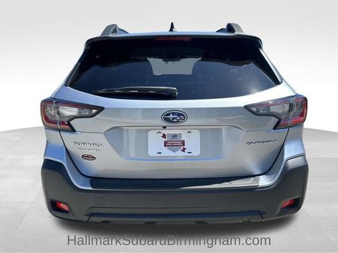 Certified 2025 Subaru Outback Premium w/ Popular Package #1A AWD/4WD image 3