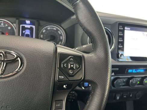 Used 2023 Toyota Tacoma TRD Sport AWD/4WD image 7