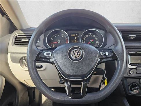 Used 2015 Volkswagen Jetta S FWD image 11