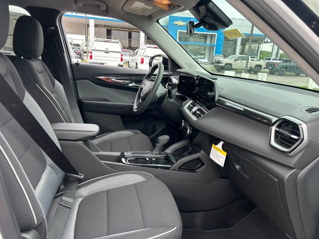 New 2026 Chevrolet TrailBlazer LT w/ Midnight Edition FWD image 29