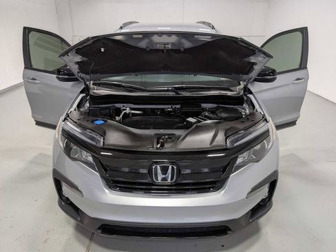 Certified 2022 Honda Pilot Sport image 13