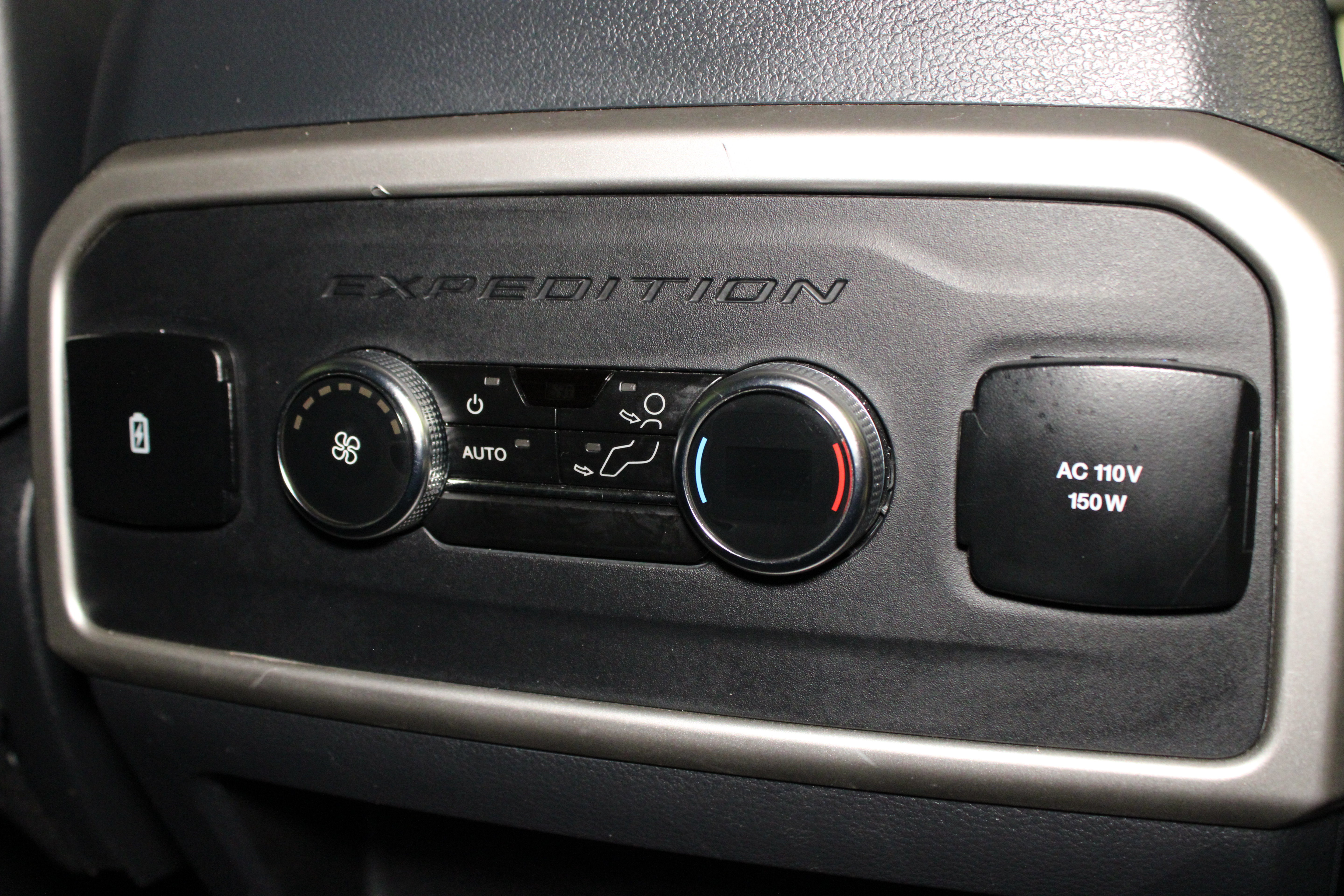 Used 2024 Ford Expedition Max XLT AWD/4WD image 18