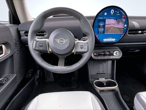 Certified 2025 MINI Cooper 2-Door Hardtop image 5