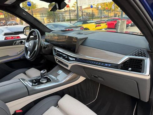 Used 2024 BMW ALPINA XB7 AWD/4WD image 30